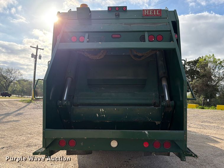 image for item ED5191 2005 Autocar Xpeditor refuse truck