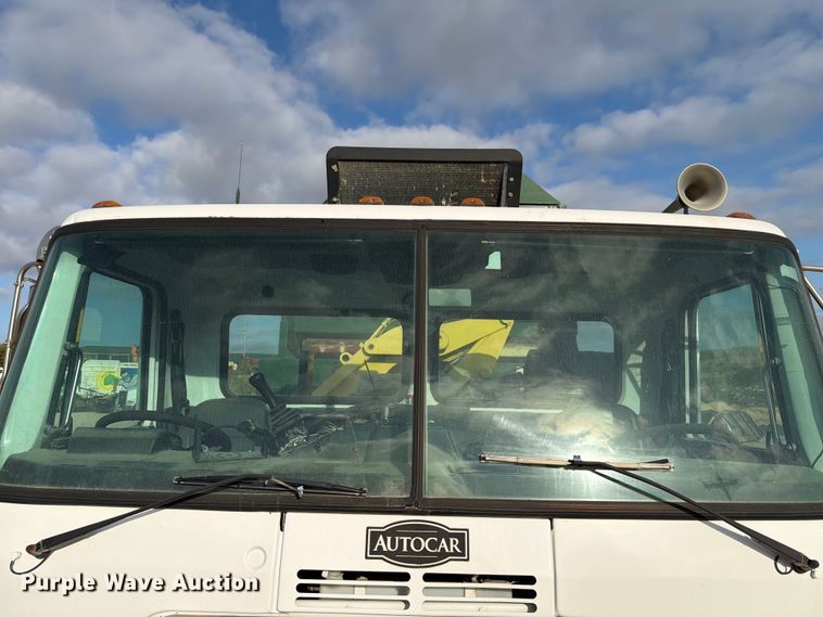 image for item ED5191 2005 Autocar Xpeditor refuse truck