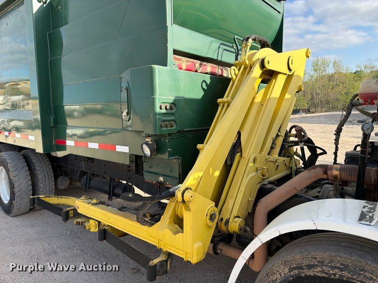 image for item ED5191 2005 Autocar Xpeditor refuse truck