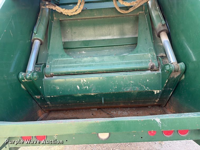 image for item ED5191 2005 Autocar Xpeditor refuse truck