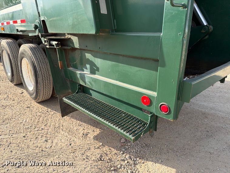 image for item ED5191 2005 Autocar Xpeditor refuse truck