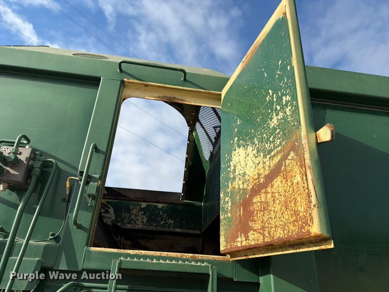 image for item ED5191 2005 Autocar Xpeditor refuse truck