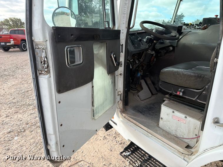 image for item ED5191 2005 Autocar Xpeditor refuse truck