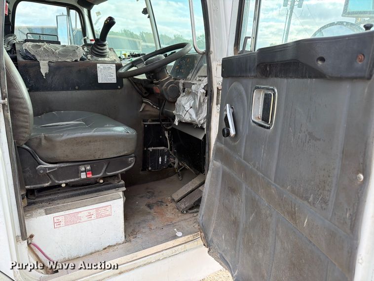 image for item ED5191 2005 Autocar Xpeditor refuse truck