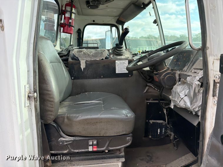 image for item ED5191 2005 Autocar Xpeditor refuse truck