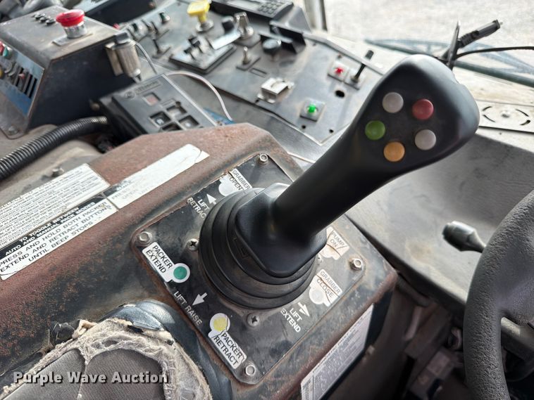 image for item ED5191 2005 Autocar Xpeditor refuse truck