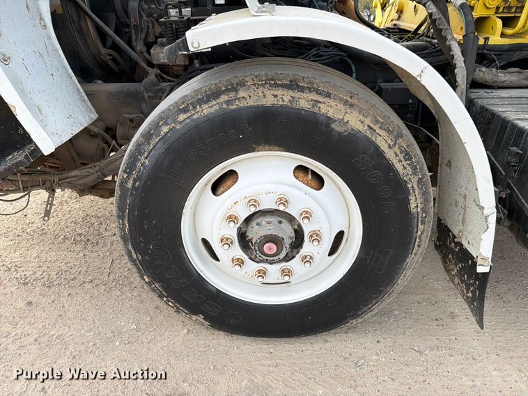 image for item ED5191 2005 Autocar Xpeditor refuse truck