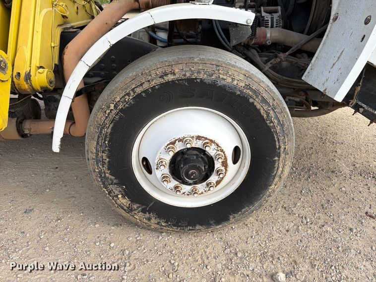 image for item ED5191 2005 Autocar Xpeditor refuse truck