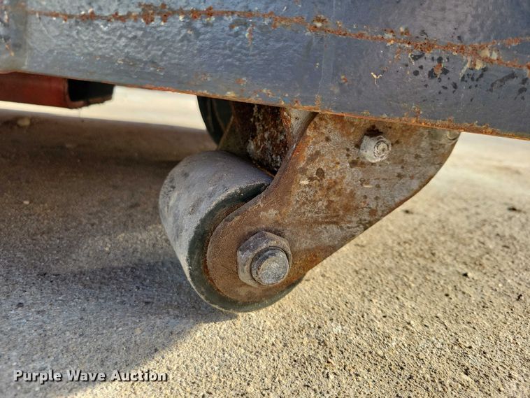 image for item EE0902 Toyota 7TB50 tow tractor