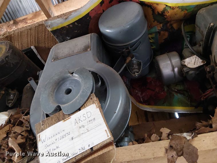 image for item EE5216 (5) Wisconsin air cooled engines