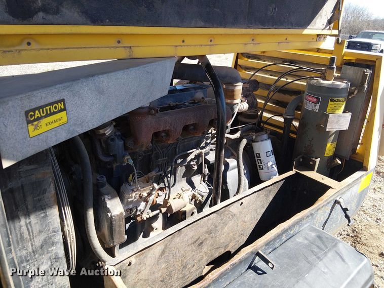 image for item EE5228 2000 Atlas Copco XAS96 air compressor