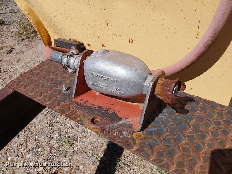 image for item EE5229 1997 Atlas Copco XAS90 air compressor