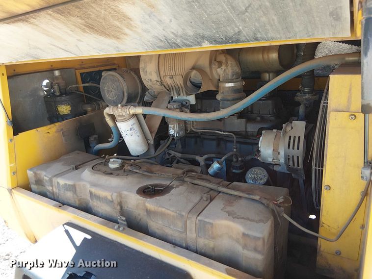image for item EE5229 1997 Atlas Copco XAS90 air compressor