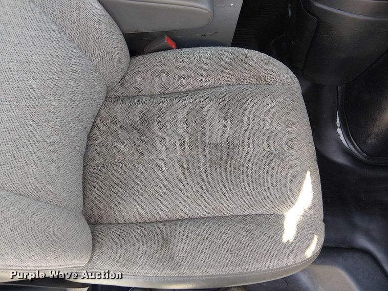 image for item EE5231 2017 Chevrolet Express 2500 van