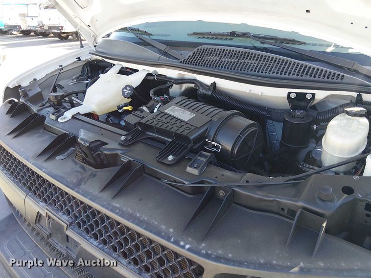 image for item EE5231 2017 Chevrolet Express 2500 van