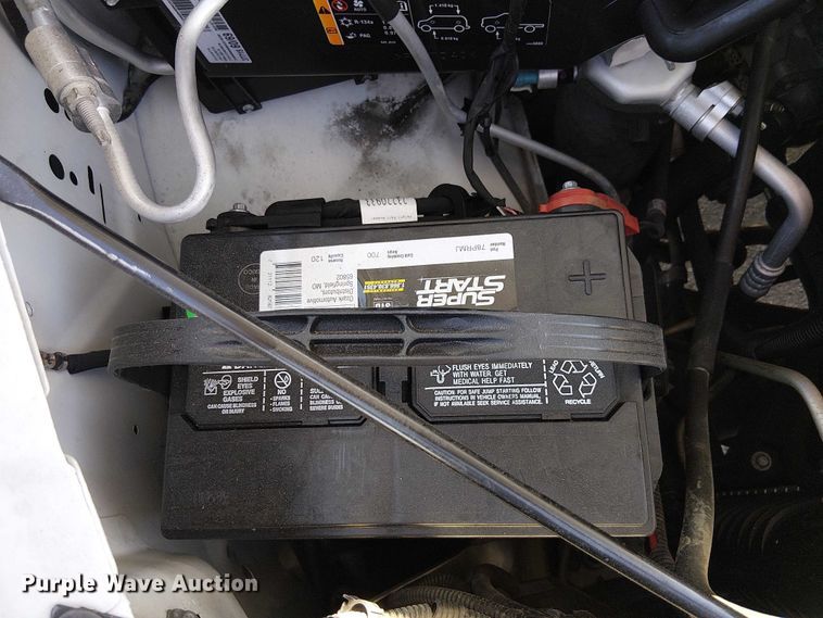 image for item EE5231 2017 Chevrolet Express 2500 van