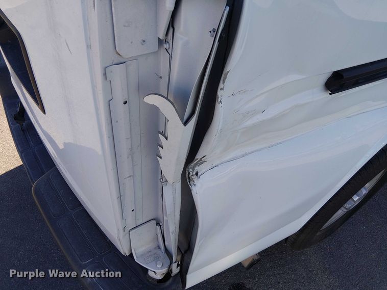 image for item EE5232 2015 Chevrolet Express 2500 van