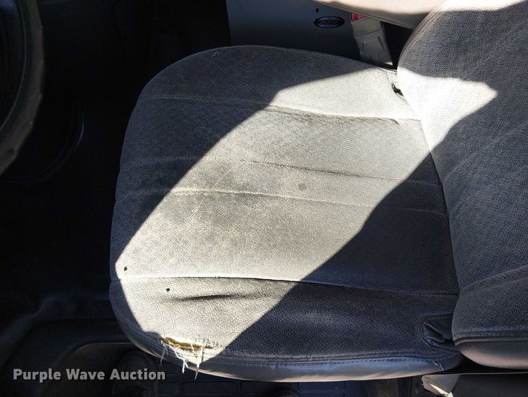 image for item EE5232 2015 Chevrolet Express 2500 van