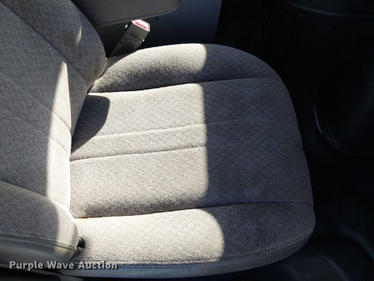 image for item EE5232 2015 Chevrolet Express 2500 van