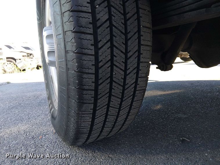 image for item EE5232 2015 Chevrolet Express 2500 van