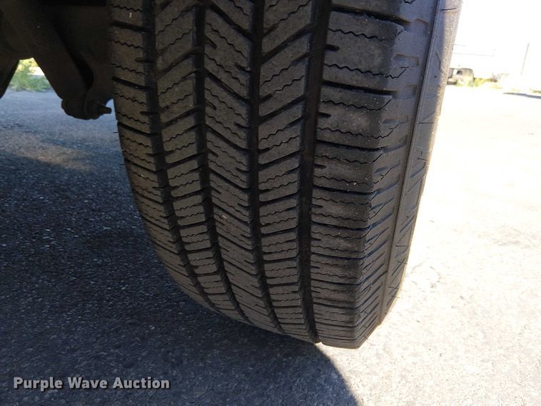 image for item EE5232 2015 Chevrolet Express 2500 van