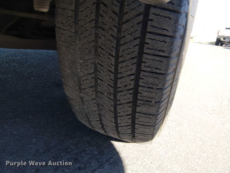 image for item EE5232 2015 Chevrolet Express 2500 van