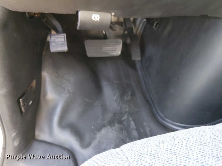 image for item EE5233 2015 Chevrolet Express 2500 van