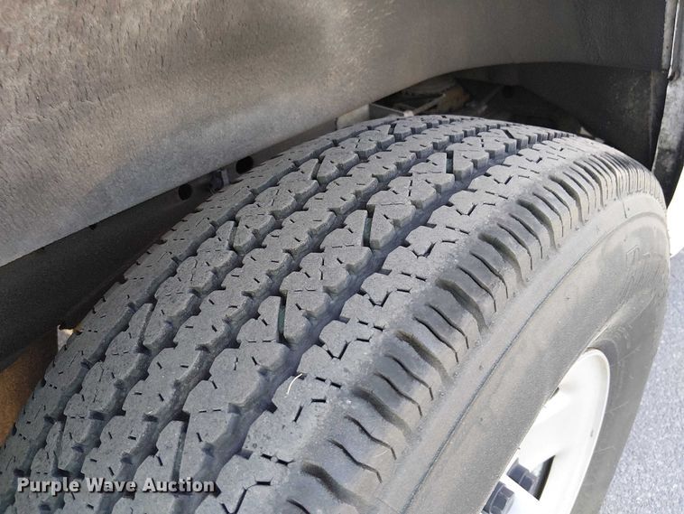 image for item EE5233 2015 Chevrolet Express 2500 van