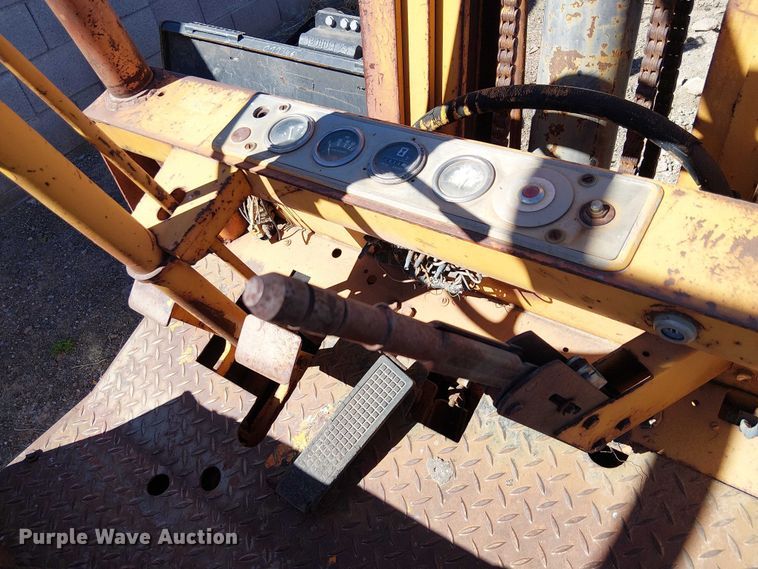 image for item EE5240 1972 Yale L83C-050-SAT-083 forklift