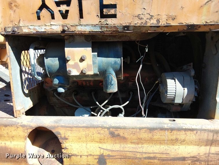 image for item EE5240 1972 Yale L83C-050-SAT-083 forklift