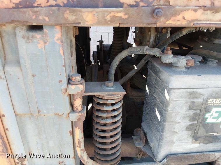 image for item EE5240 1972 Yale L83C-050-SAT-083 forklift