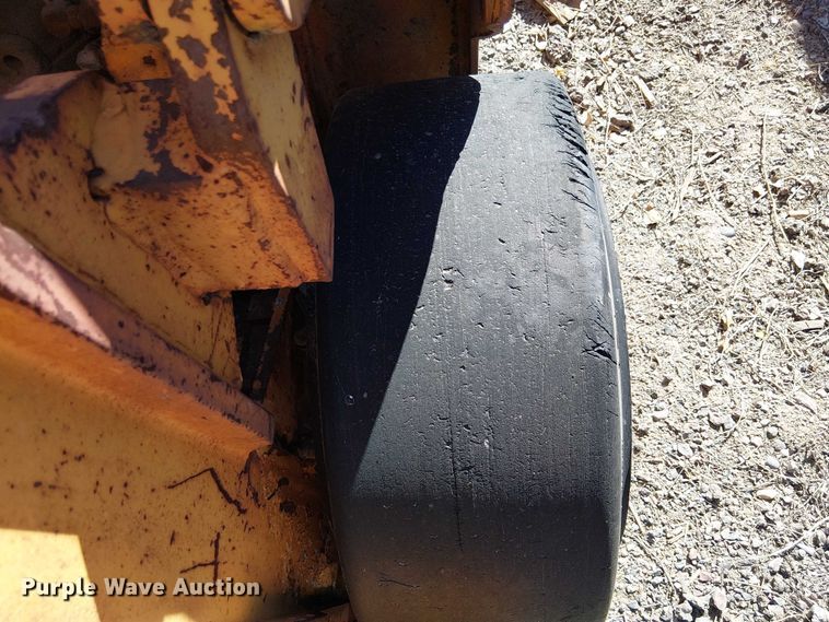 image for item EE5240 1972 Yale L83C-050-SAT-083 forklift