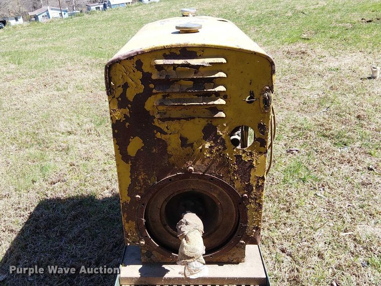 image for item EE7977 Novo CW-133 engine