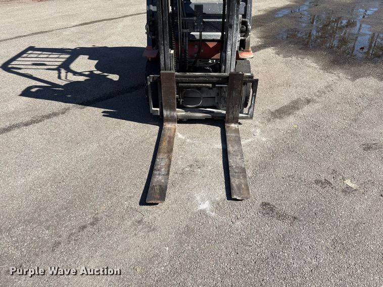 image for item EF1017 Toyota 7FGCU20 forklift