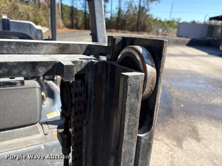 image for item EF1017 Toyota 7FGCU20 forklift