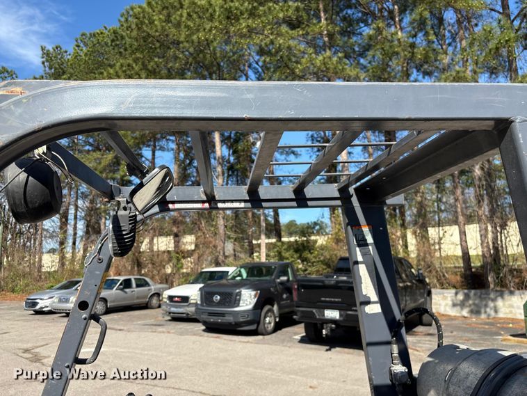 image for item EF1017 Toyota 7FGCU20 forklift