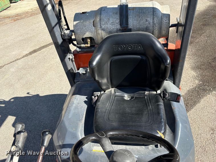 image for item EF1017 Toyota 7FGCU20 forklift