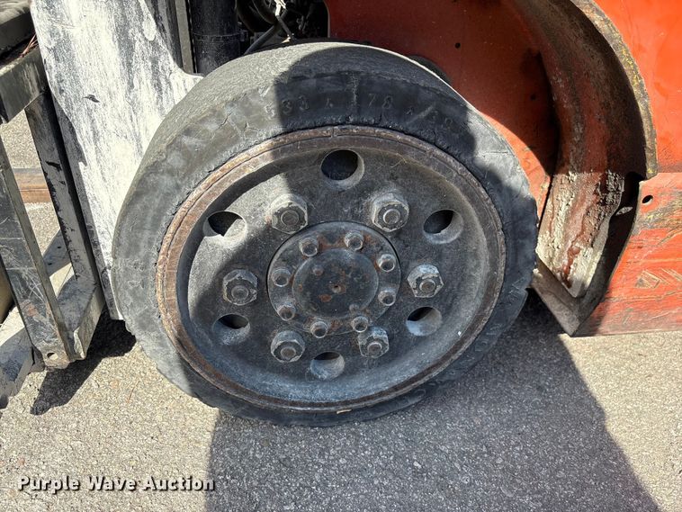 image for item EF1017 Toyota 7FGCU20 forklift