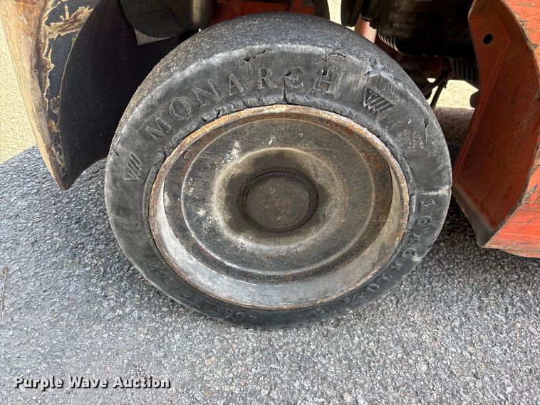 image for item EF1017 Toyota 7FGCU20 forklift