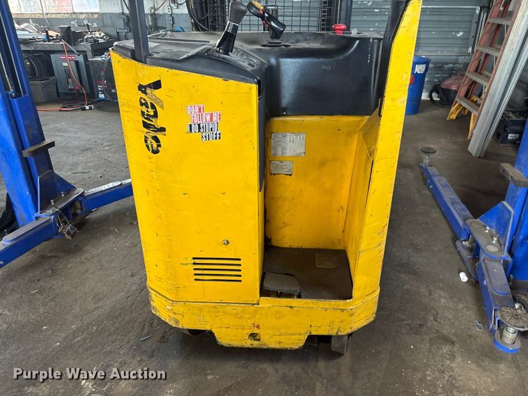 image for item EF1020 Yale NR040AENS24TE091 forklift