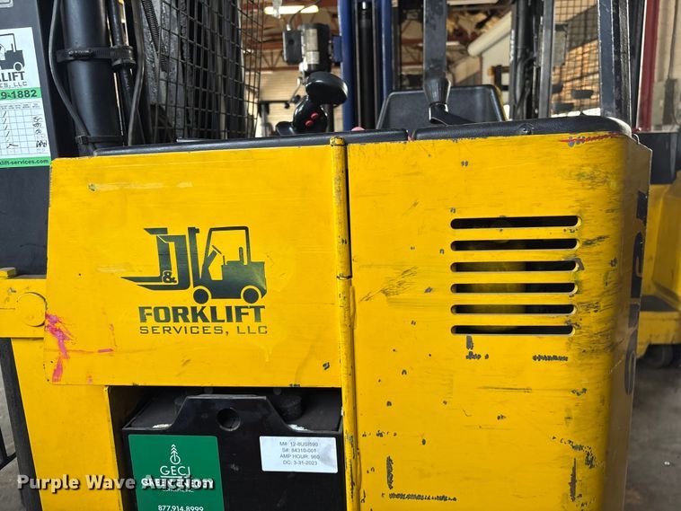 image for item EF1022 Yale NR040AENS24TE091 forklift