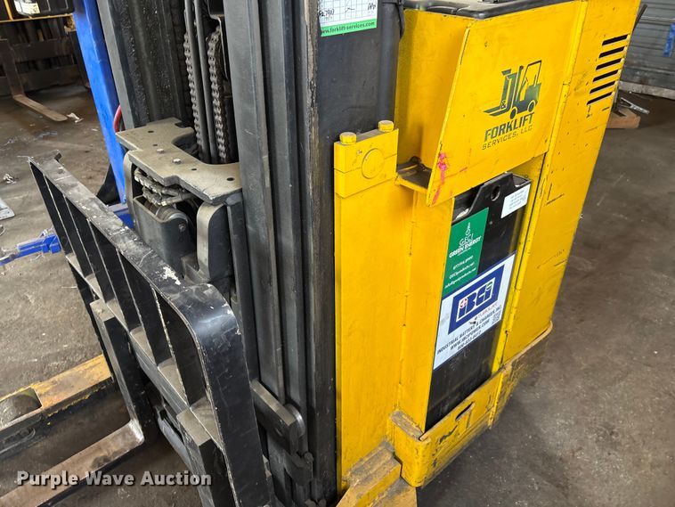 image for item EF1022 Yale NR040AENS24TE091 forklift