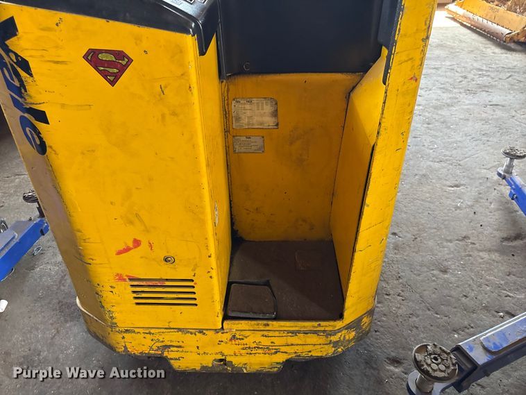 image for item EF1022 Yale NR040AENS24TE091 forklift