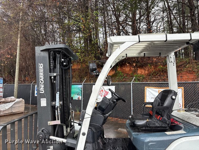 image for item EF1023 2017 UniCarriers PF80YLP forklift