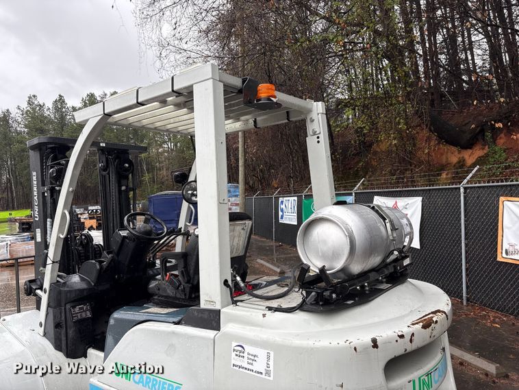 image for item EF1023 2017 UniCarriers PF80YLP forklift