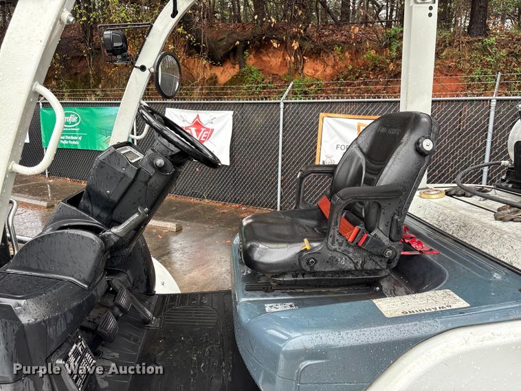 image for item EF1023 2017 UniCarriers PF80YLP forklift