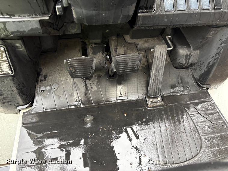 image for item EF1023 2017 UniCarriers PF80YLP forklift
