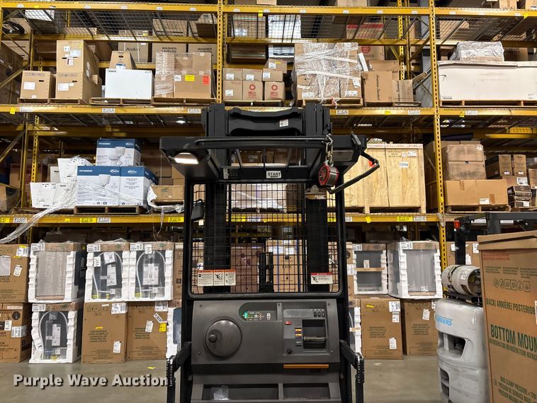 image for item EF1024 2018 Crown SP3520-30 order picker