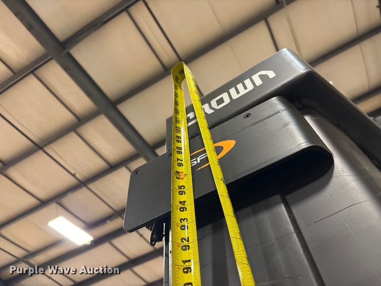 image for item EF1024 2018 Crown SP3520-30 order picker