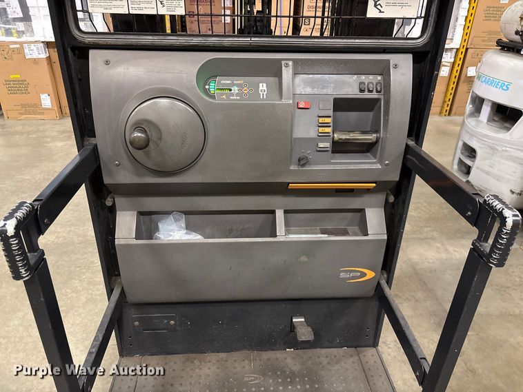 image for item EF1024 2018 Crown SP3520-30 order picker